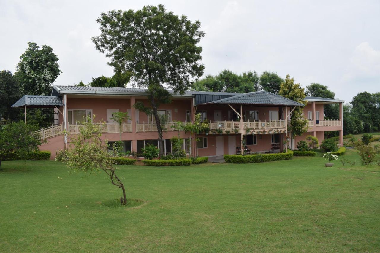 Aravali Hill View Estate Gurgaon Exterior photo